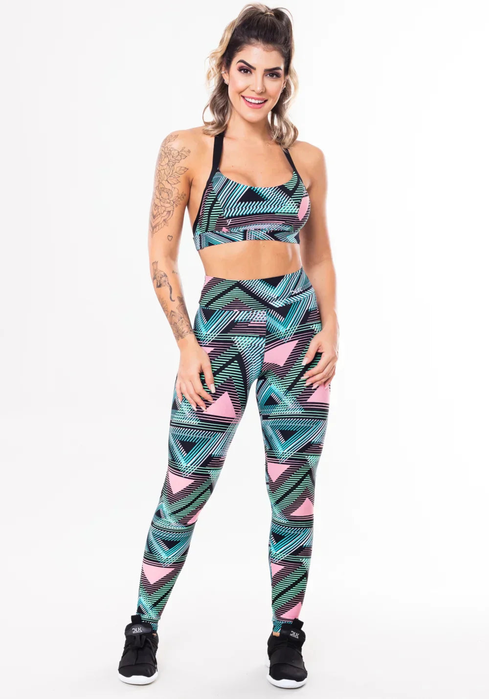 Conjunto fitness match poliamida estampada pixel laranja (top+calça)