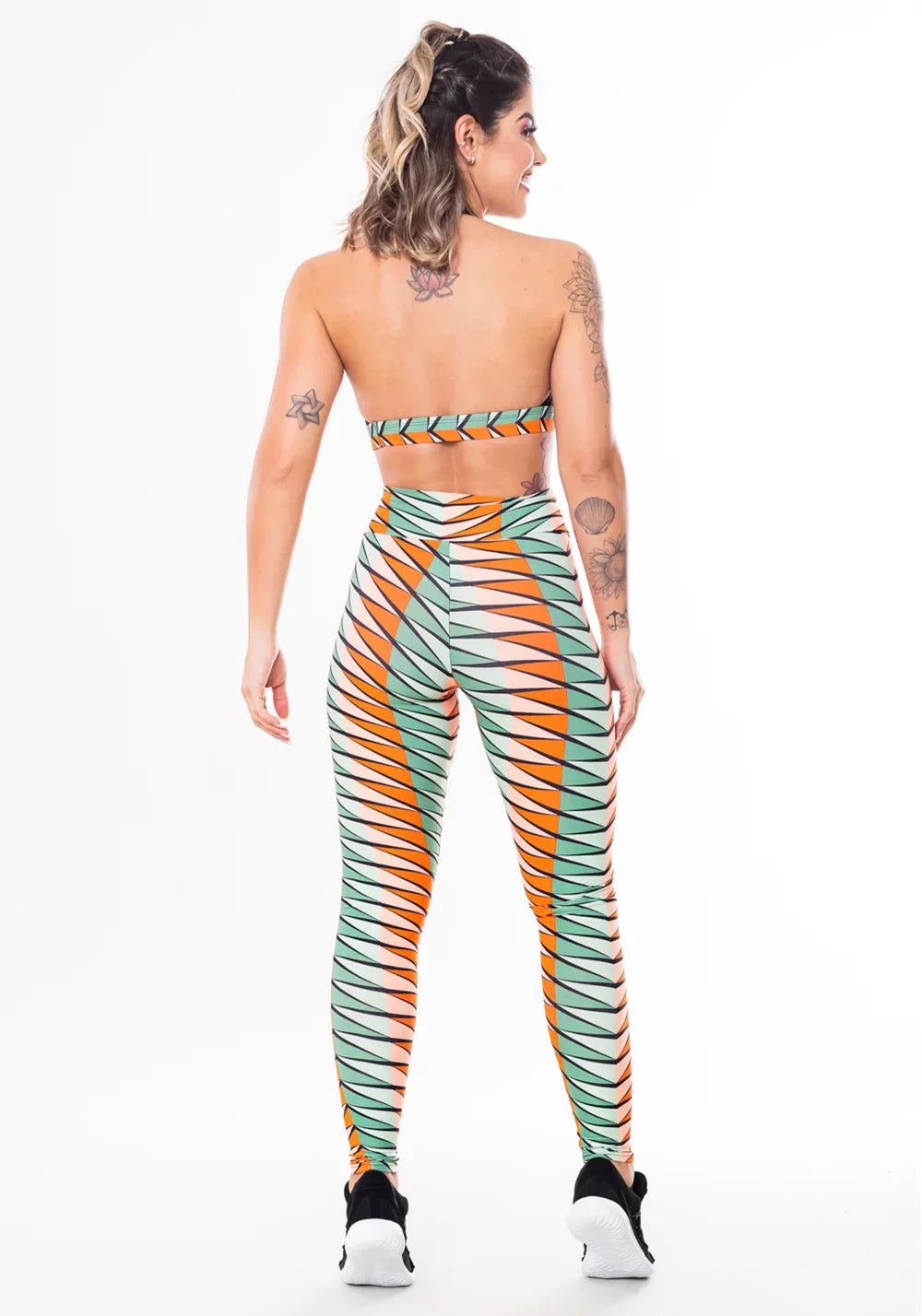 Conjunto fitness match poliamida estampada afro laranja (top+calça)