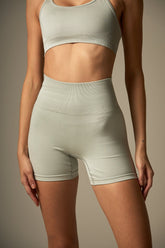 Short Moon Dust Seamless Nickel