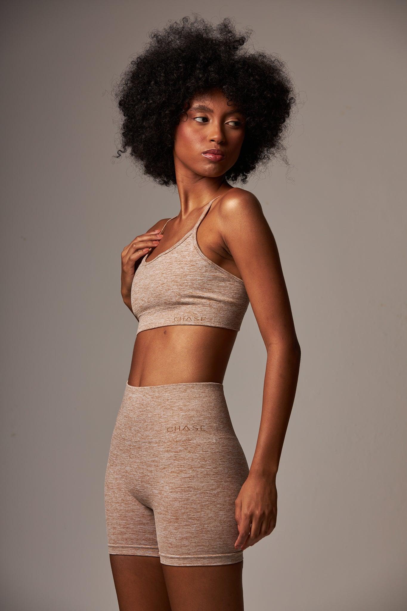 Short Print Seamless Cinnamon Caramel