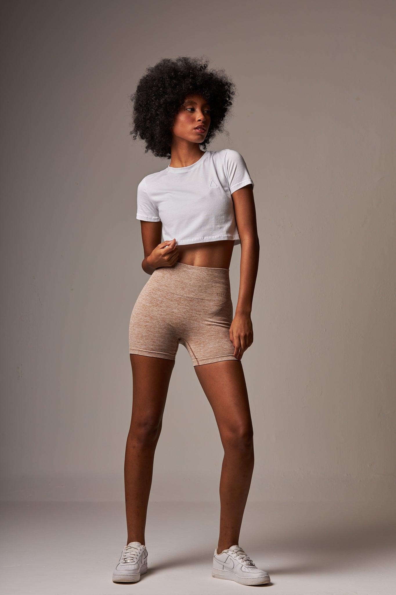 Short Print Seamless Cinnamon Caramel